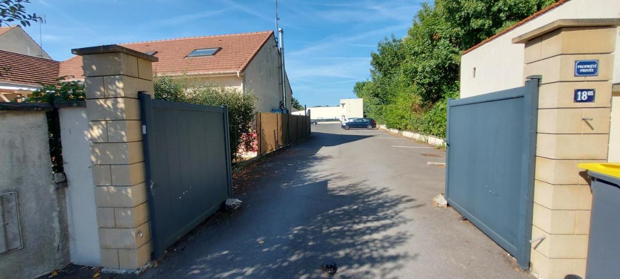 Studio Le Jungle - Roissy Cdg - Parc Asterix - Paris Moussy-le-Neuf Exterior foto